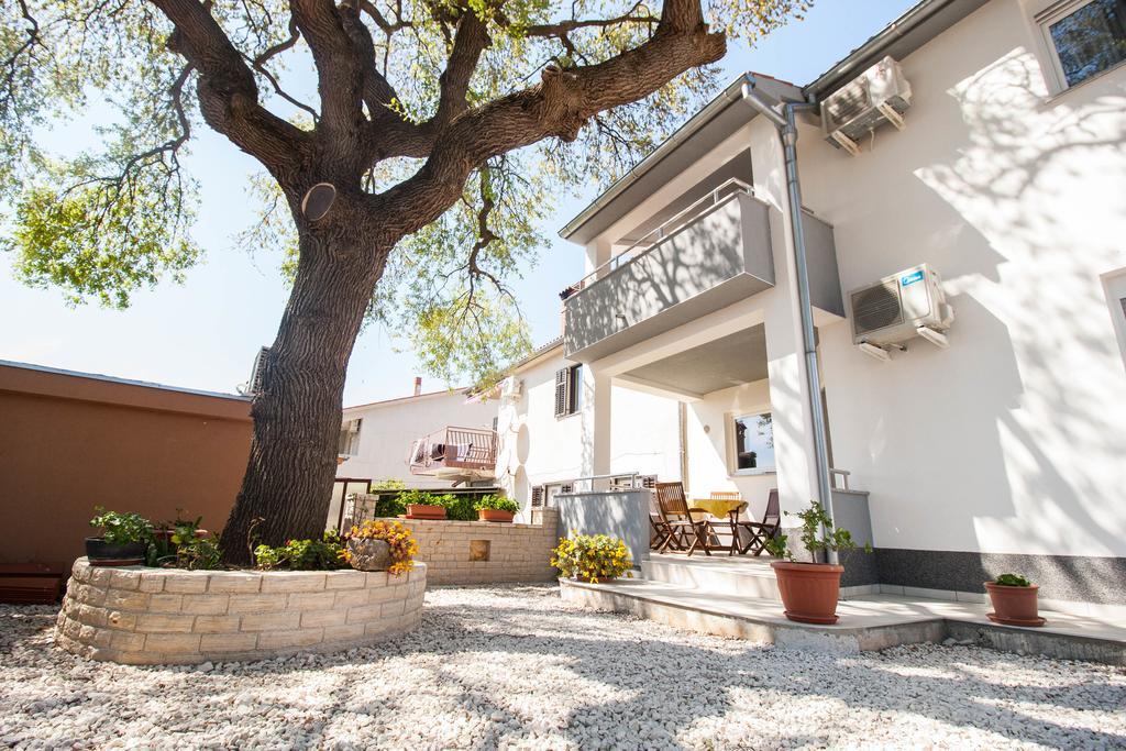 Apartment Carmen Pula Ruang foto